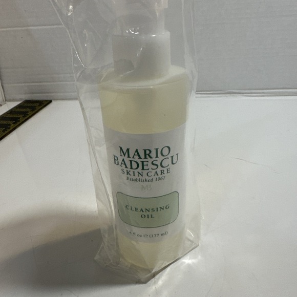 MARIO BADESCU Skin‎ Care Cleansing Oil 6 Fl Oz / 177mL Eye Makeup Remover - Picture 1 of 5